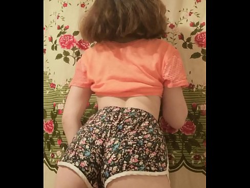 ❤️ Babe muda seksi menanggalkan seluar pendeknya pada kamera seks super pada ms.hentaiser.ru ❌️❤