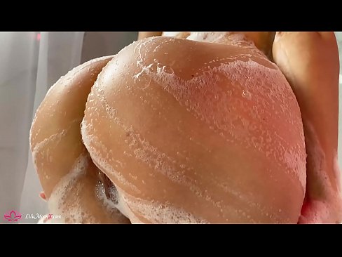 ❤️ Si rambut coklat Melancap Faraj dengan Vibrator hingga Orgasme Intens dalam Mandi seks super pada ms.hentaiser.ru ❌️❤